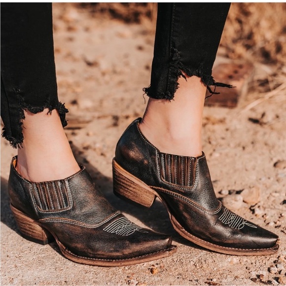 freebird Shoes - Freebird Wyoming Women's 9 Western Ankle Boots Brown Leather Cowgirl Western